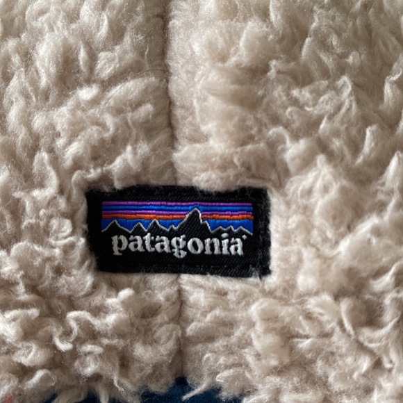 Baby Patagonia Reversible Beanie - Picture 7 of 15
